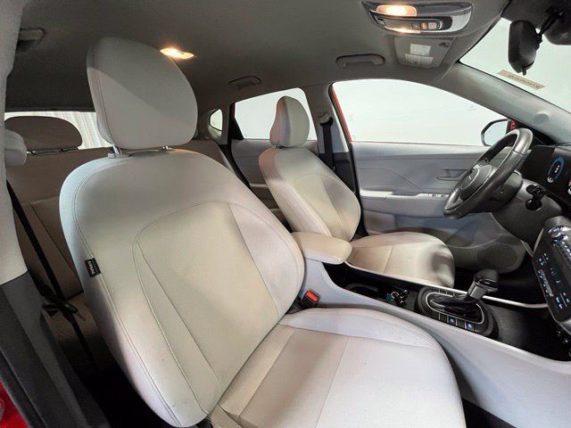 Used 2024 Hyundai Kona SEL FWD image 9
