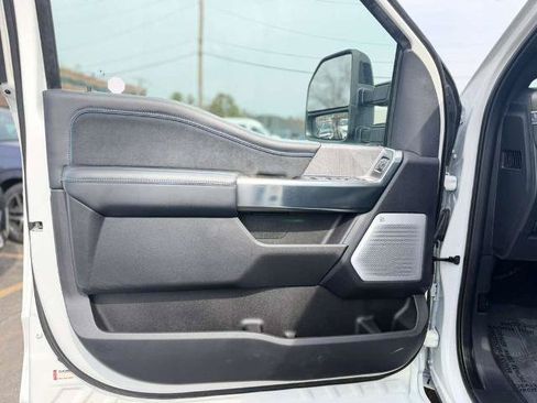 Certified 2025 Ford F350 Platinum AWD/4WD image 16