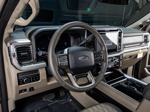 Used 2026 Ford F350 Platinum w/ Platinum Plus Package AWD/4WD image 18
