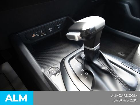 Used 2025 Kia K4 FWD image 25