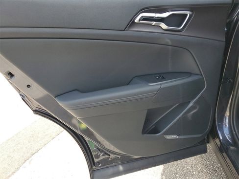 New 2026 Kia Sportage SX image 23