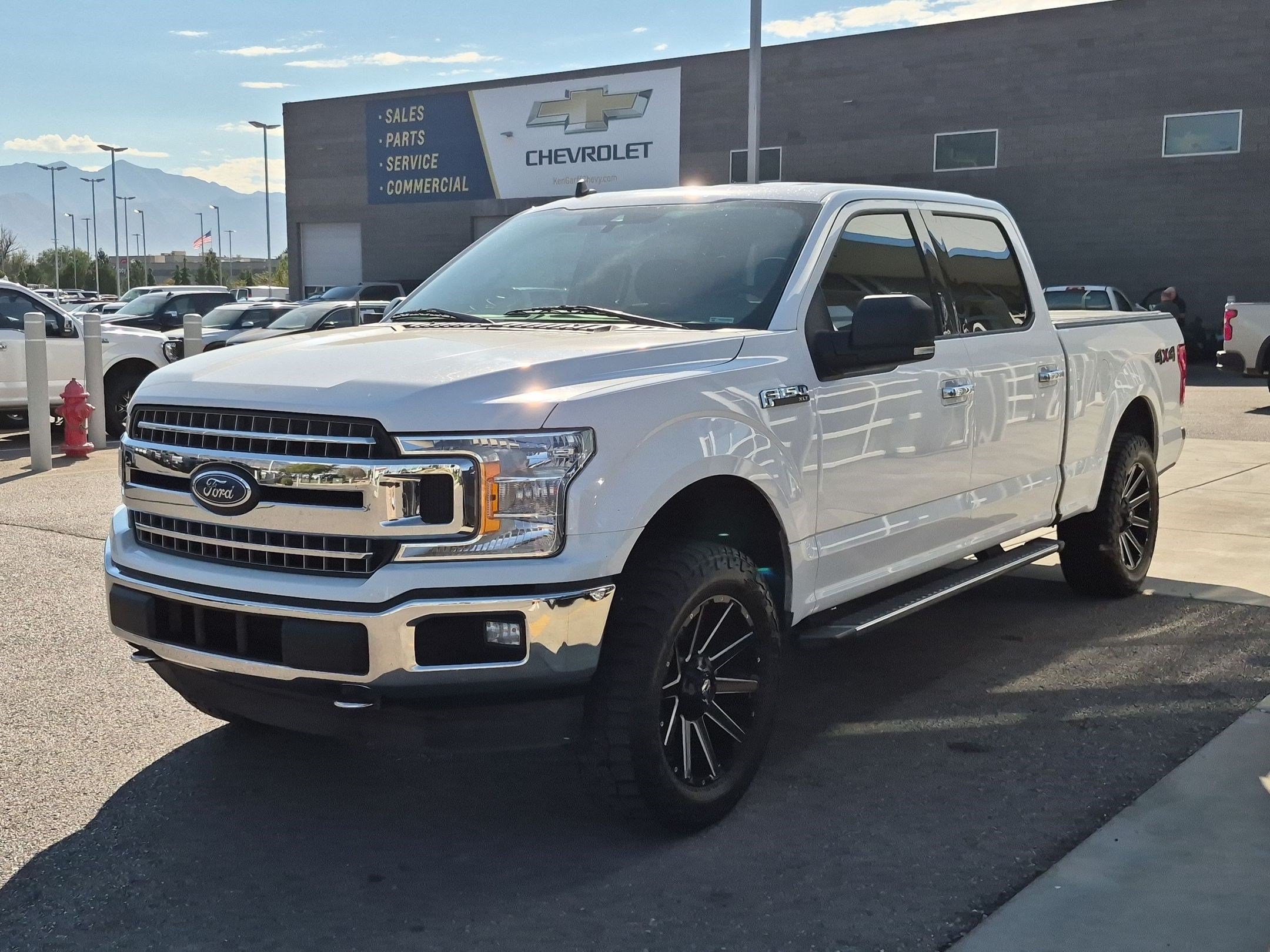 Used 2019 Ford F150 XLT w/ Equipment Group 301A Mid AWD/4WD image 8
