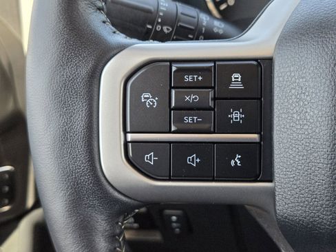 Certified 2023 Ford Expedition Max XLT image 29