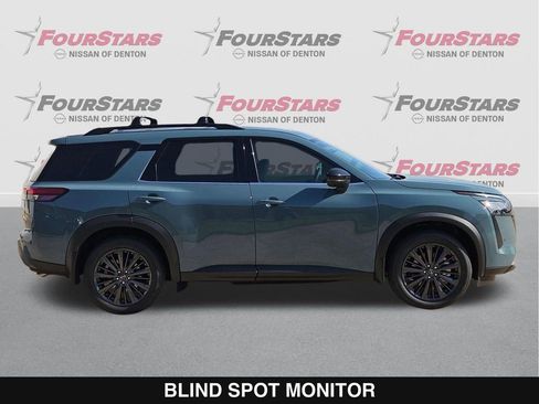 New 2026 Nissan Pathfinder SL w/ SL Premium Package FWD image 3