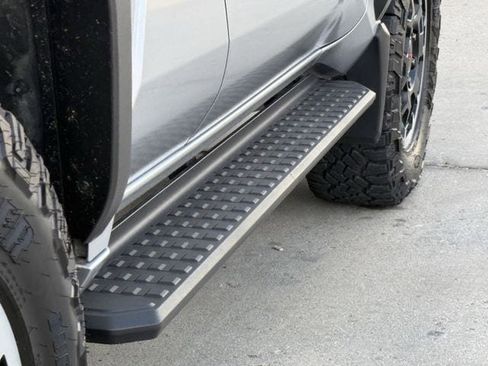 Used 2025 Toyota 4Runner TRD Off-Road image 9