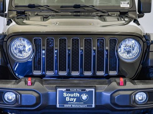 Used 2022 Jeep Wrangler Unlimited Rubicon image 8