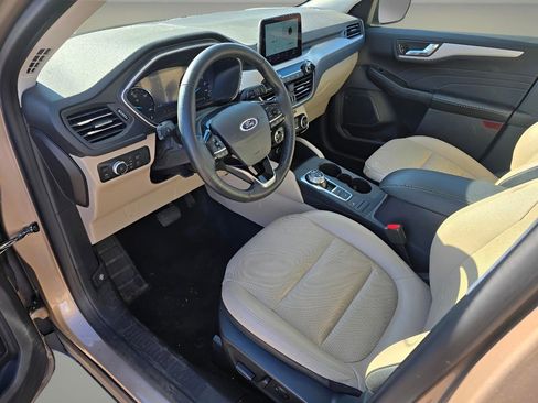 Used 2021 Ford Escape SEL image 24