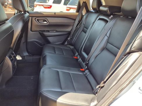Used 2021 Nissan Rogue SL FWD image 24
