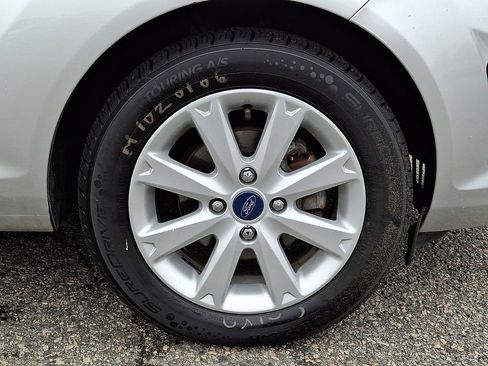 Used 2012 Ford Fiesta SE image 9