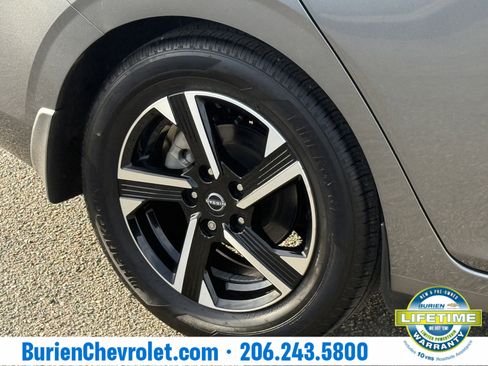 Used 2024 Nissan Sentra SV image 29