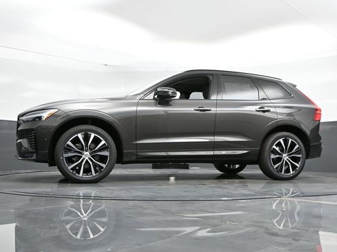 New 2025 Volvo XC60 B5 Plus w/ Protection Package Premier image 44