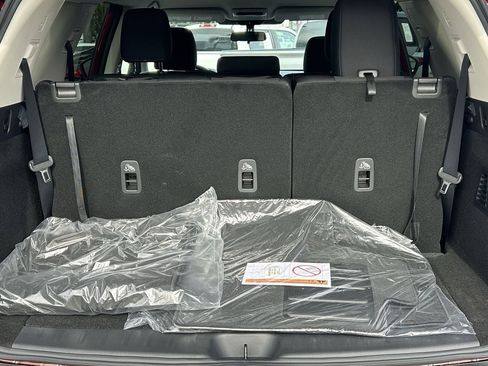 New 2026 Nissan Pathfinder SV FWD image 14