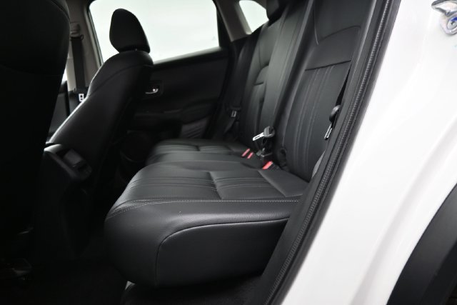 Used 2025 Honda HR-V EX-L image 11