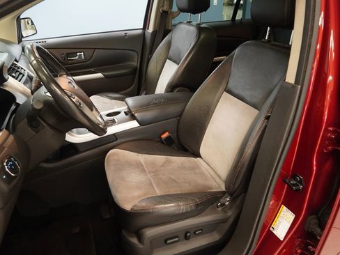 Used 2013 Ford Edge SEL FWD image 4