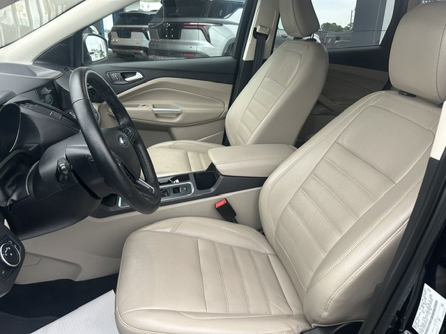 Used 2019 Ford Escape Titanium FWD image 18