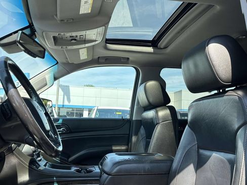 Used 2020 Chevrolet Tahoe LT w/ Luxury Package AWD/4WD image 23