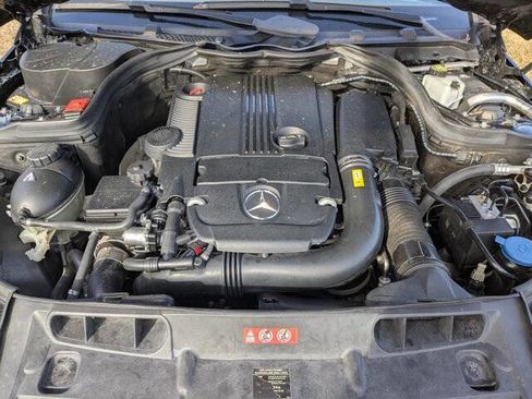 Used 2014 Mercedes-Benz C 250 Sedan image 40