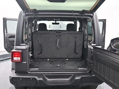 Used 2023 Jeep Wrangler Sport AWD/4WD image 15