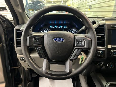 Used 2020 Ford F250 XLT w/ XLT Value Package AWD/4WD image 13