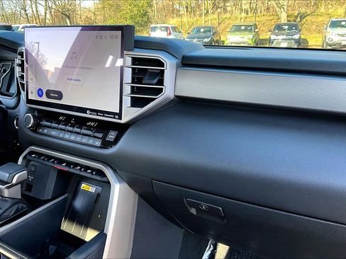 Used 2023 Toyota Tundra Limited image 18