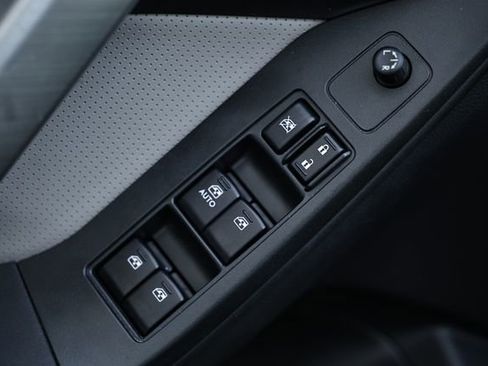 Used 2014 Subaru Forester 2.5i Touring image 18