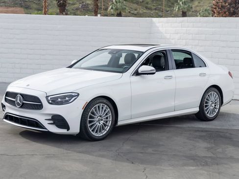 Used 2022 Mercedes-Benz E 350 Sedan image 5