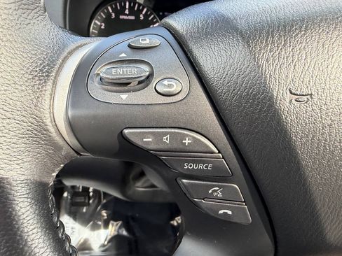 Used 2014 Nissan Pathfinder SL w/ SL Premium Package AWD/4WD image 25