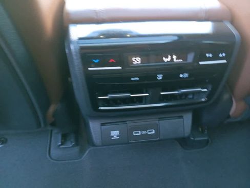 Used 2023 Acura MDX SH-AWD w/ Technology Package image 22