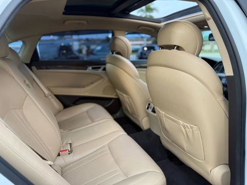 Used 2016 Hyundai Genesis 3.8 w/ Option Group 02 image 17