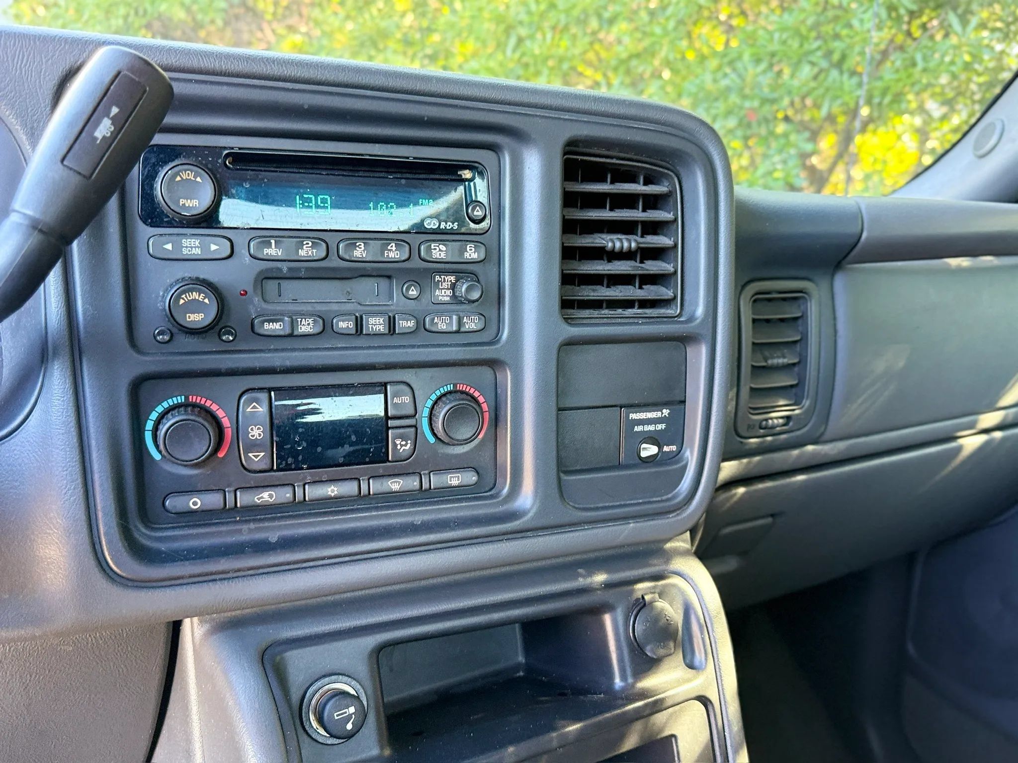Used 2003 GMC Sierra 1500 SLE w/ Off-Road Package AWD/4WD image 31