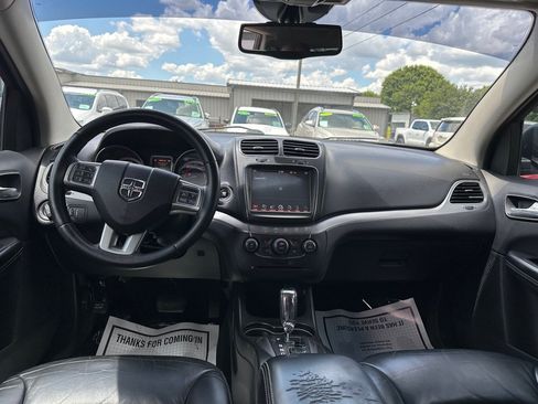 Used 2015 Dodge Journey Crossroad w/ Flexible Seating Group FWD image 9