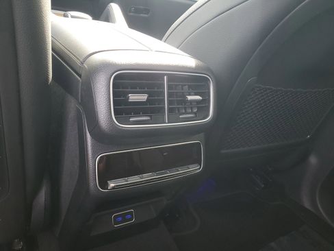 New 2026 Mercedes-Benz GLS 450 4MATIC image 9