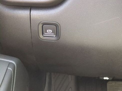 New 2026 GMC Sierra 2500 Pro AWD/4WD image 17
