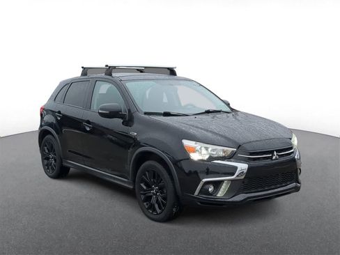 Used 2018 Mitsubishi Outlander Sport LE image 2