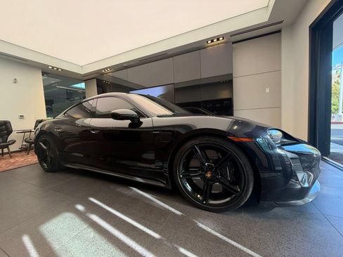 Certified 2022 Porsche Taycan Turbo S AWD/4WD image 4