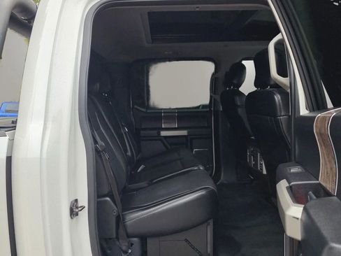 Used 2017 Ford F250 Lariat w/ Lariat Ultimate Package AWD/4WD image 35