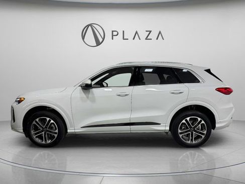 New 2025 Audi Q5 Premium AWD/4WD image 3