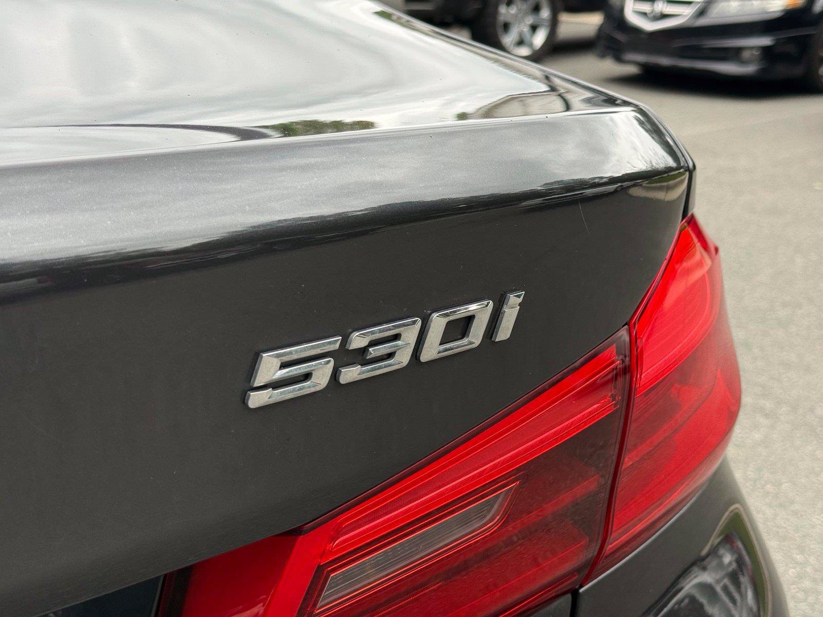 Used 2018 BMW 530i RWD image 11