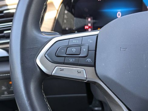 Used 2024 Volkswagen Atlas SE image 27