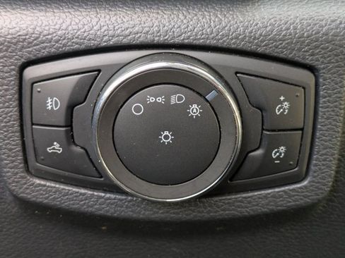 Used 2022 Ford F250 Lariat w/ Lariat Value Package image 24