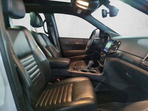 Used 2020 Jeep Grand Cherokee Limited X image 27