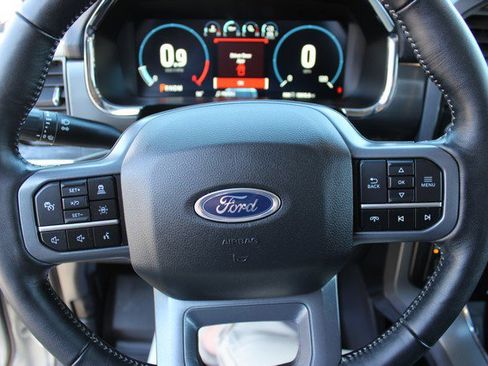 Used 2023 Ford F150 Lariat w/ Equipment Group 502A High image 10