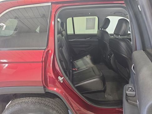 Used 2023 Jeep Grand Cherokee Limited AWD/4WD image 28