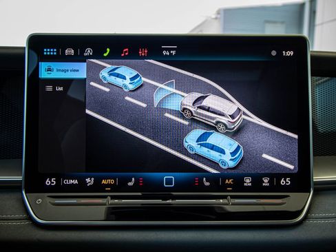 New 2026 Volkswagen Tiguan SE R-Line FWD image 46