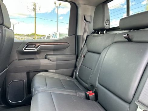 Used 2025 GMC Sierra 1500 SLT w/ SLT Premium Plus Package AWD/4WD image 16