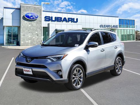 Used 2018 Toyota RAV4 Limited image 3