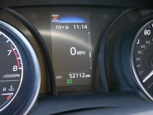 Used 2024 Toyota Camry SE image 28