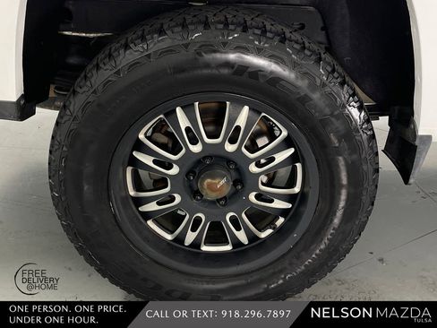 Used 2015 Chevrolet Colorado Z71 image 12