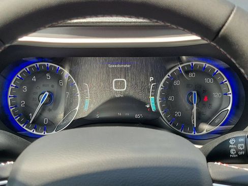 New 2027 Chrysler Pacifica Select FWD image 15
