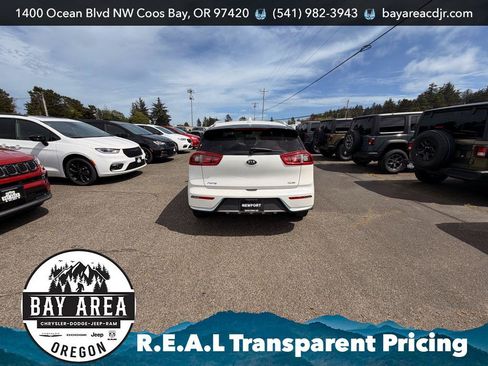 Used 2019 Kia Niro EX FWD image 6